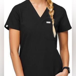 FIGS Catarina one pocket scrub top